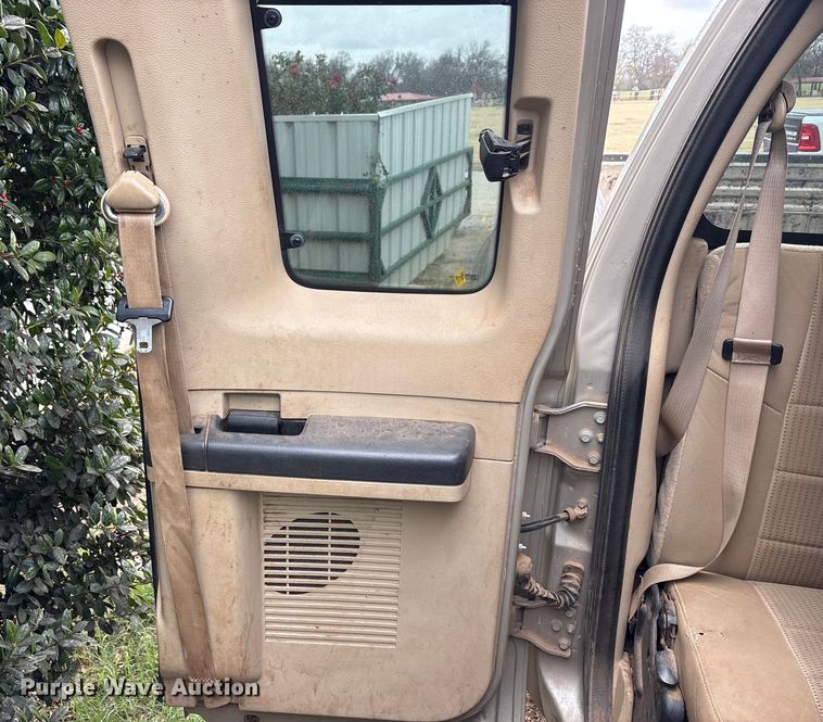 image for item EA7809 2009 Ford F350 Super Duty SuperCab pickup truck