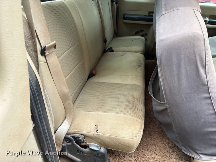 image for item EA7809 2009 Ford F350 Super Duty SuperCab pickup truck