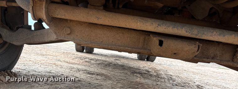 image for item EA7810 2007 Chevrolet Silverado 3500 Ext. Cab flatbed truck