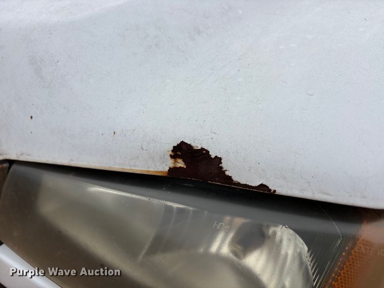 image for item EA7810 2007 Chevrolet Silverado 3500 Ext. Cab flatbed truck