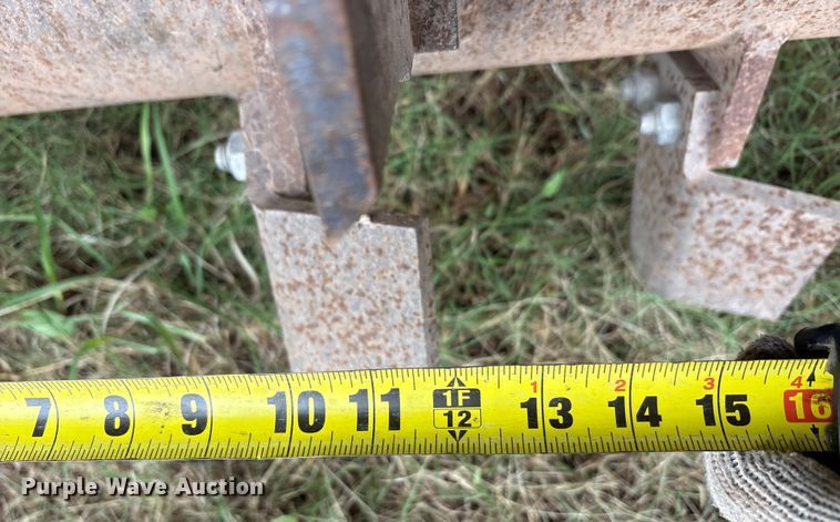 image for item EA7811 Frontier FICMM80 compost turner