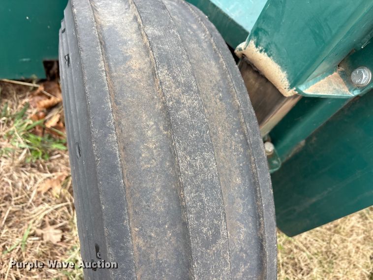 image for item EA7811 Frontier FICMM80 compost turner