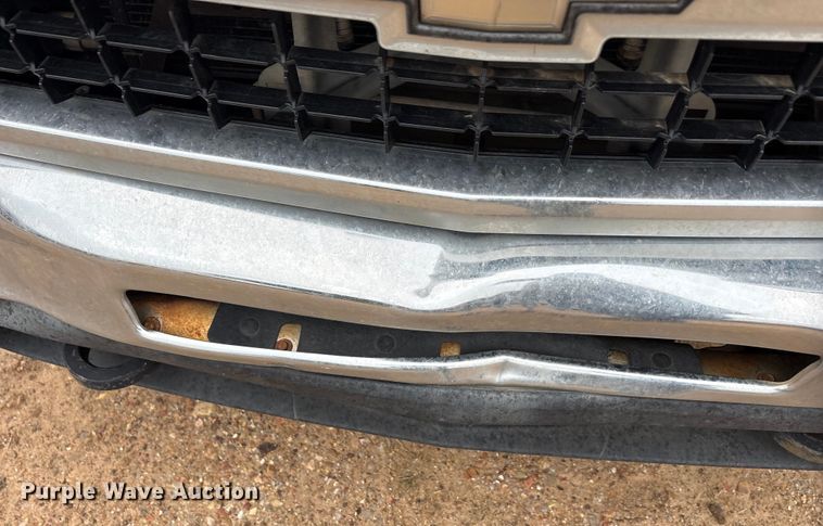 image for item EA7814 2008 Chevrolet Silverado 2500HD Ext. Cab pickup truck