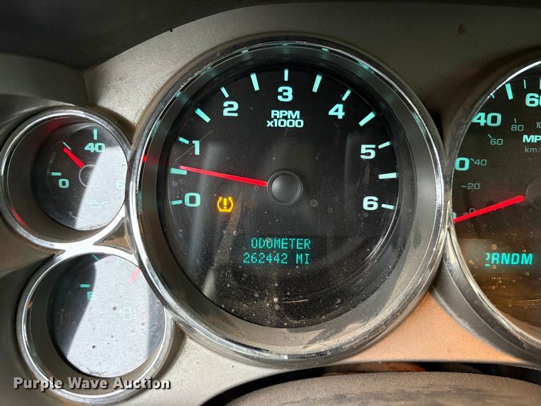 image for item EA7814 2008 Chevrolet Silverado 2500HD Ext. Cab pickup truck