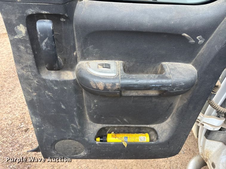 image for item EA7814 2008 Chevrolet Silverado 2500HD Ext. Cab pickup truck