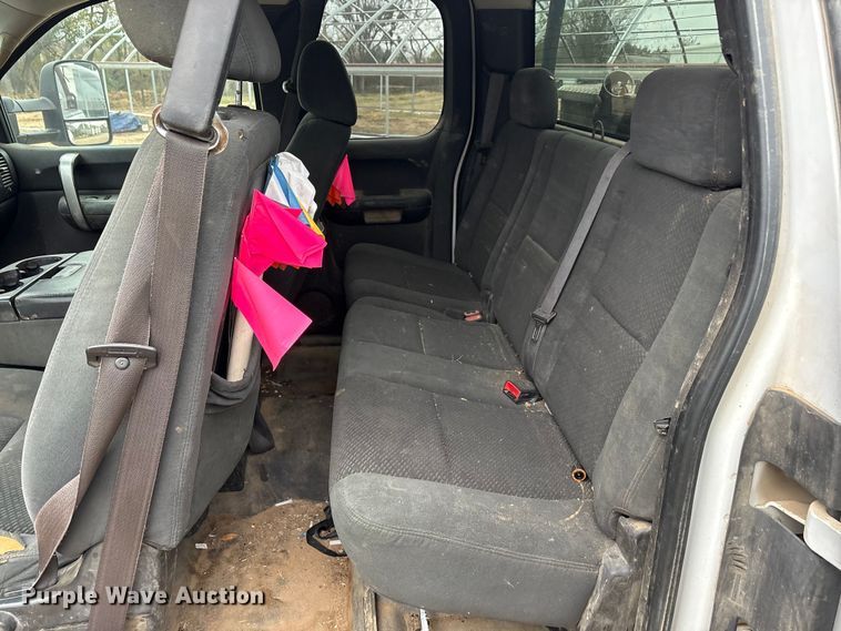 image for item EA7814 2008 Chevrolet Silverado 2500HD Ext. Cab pickup truck