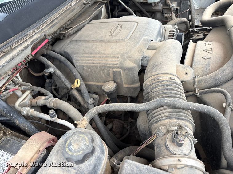 image for item EA7814 2008 Chevrolet Silverado 2500HD Ext. Cab pickup truck