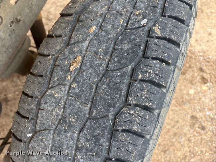 image for item EA7814 2008 Chevrolet Silverado 2500HD Ext. Cab pickup truck