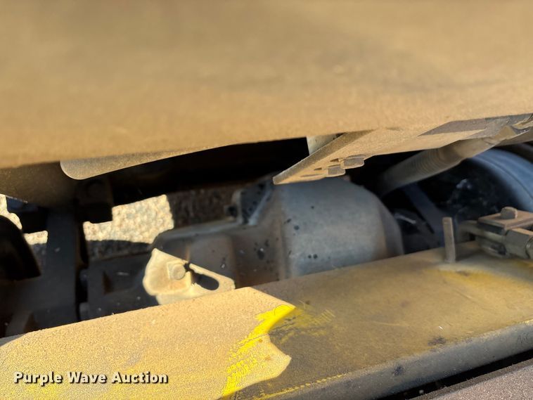 image for item EA7815 Yale GTP050TGNUAE084 forklift