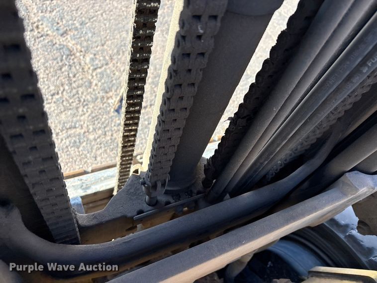 image for item EA7815 Yale GTP050TGNUAE084 forklift