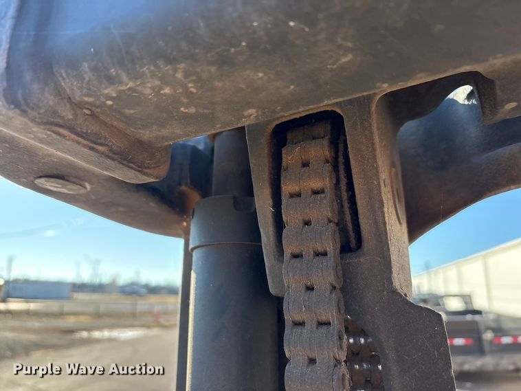 image for item EA7815 Yale GTP050TGNUAE084 forklift