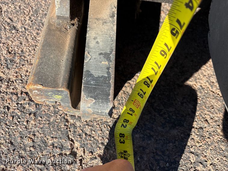 image for item EA7815 Yale GTP050TGNUAE084 forklift