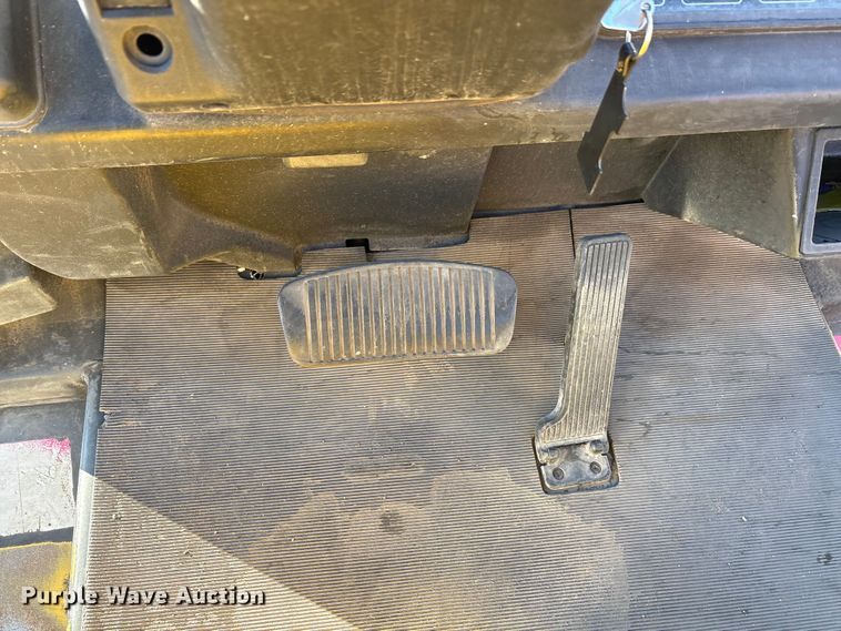 image for item EA7815 Yale GTP050TGNUAE084 forklift