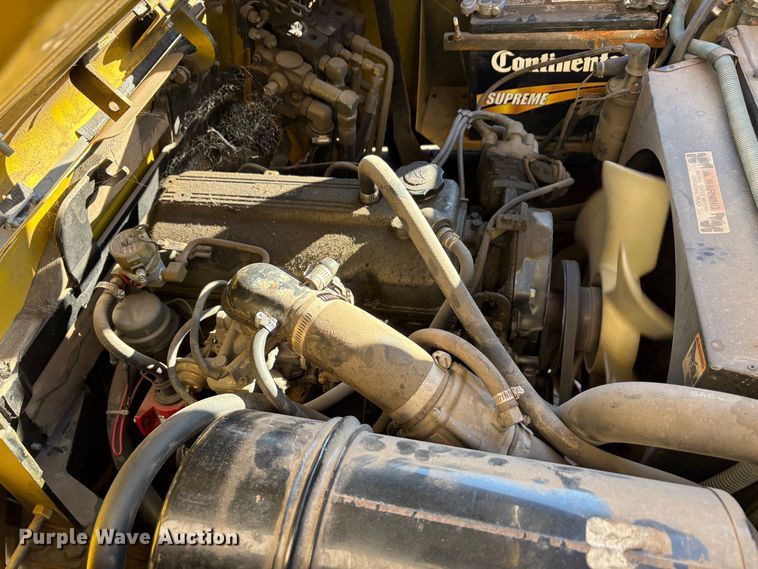 image for item EA7815 Yale GTP050TGNUAE084 forklift