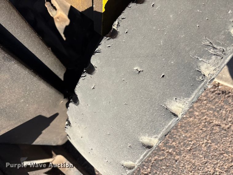 image for item EA7815 Yale GTP050TGNUAE084 forklift