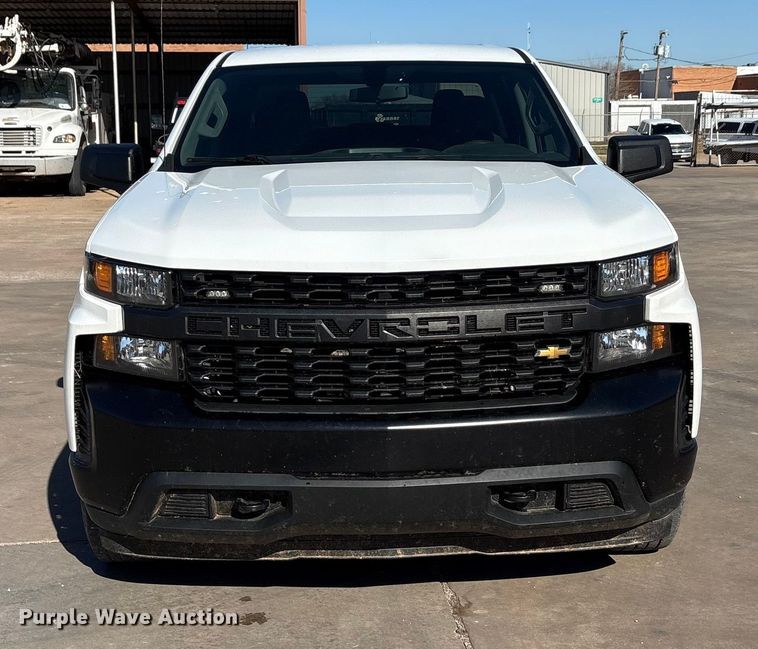 image for item EA7816 2019 Chevrolet Silverado 1500 Crew Cab pickup truck