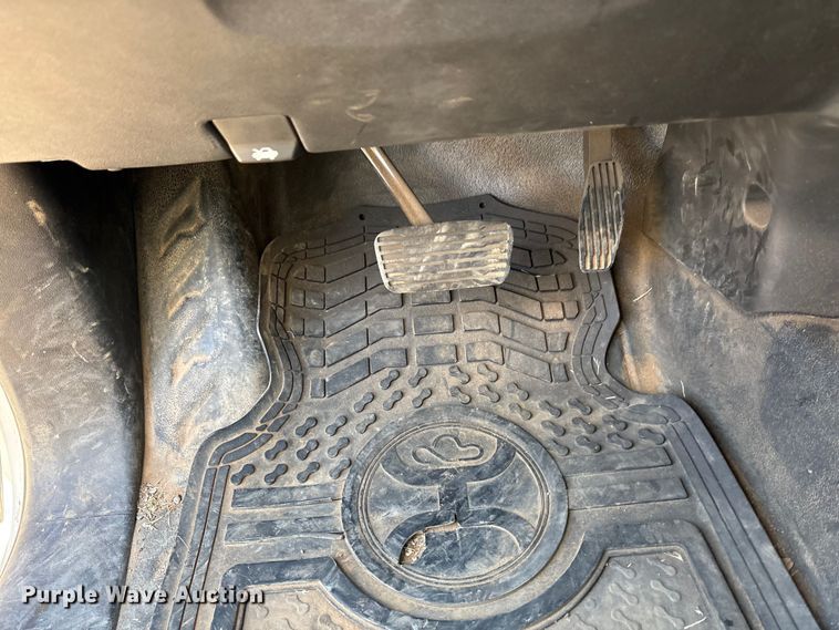 image for item EA7816 2019 Chevrolet Silverado 1500 Crew Cab pickup truck