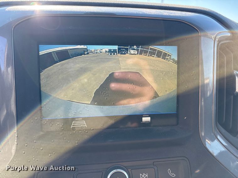 image for item EA7816 2019 Chevrolet Silverado 1500 Crew Cab pickup truck