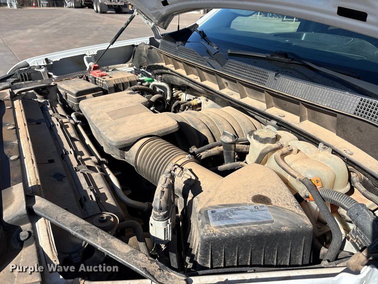 image for item EA7816 2019 Chevrolet Silverado 1500 Crew Cab pickup truck