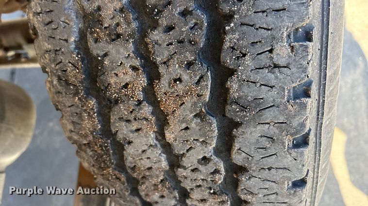 image for item EA7816 2019 Chevrolet Silverado 1500 Crew Cab pickup truck