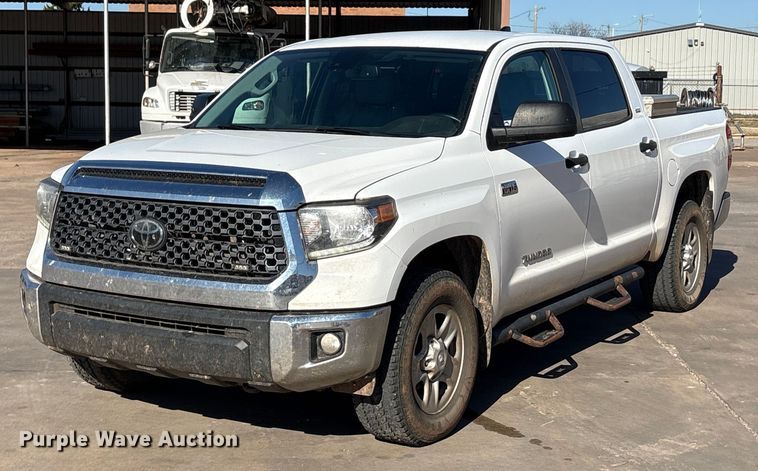 image for item EA7817 2020 Toyota Tundra CrewMax pickup truck