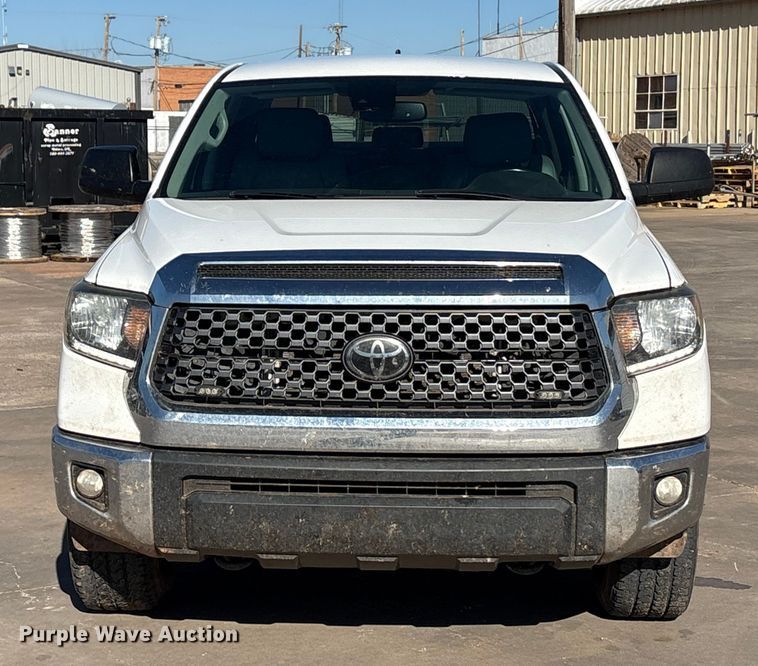 image for item EA7817 2020 Toyota Tundra CrewMax pickup truck