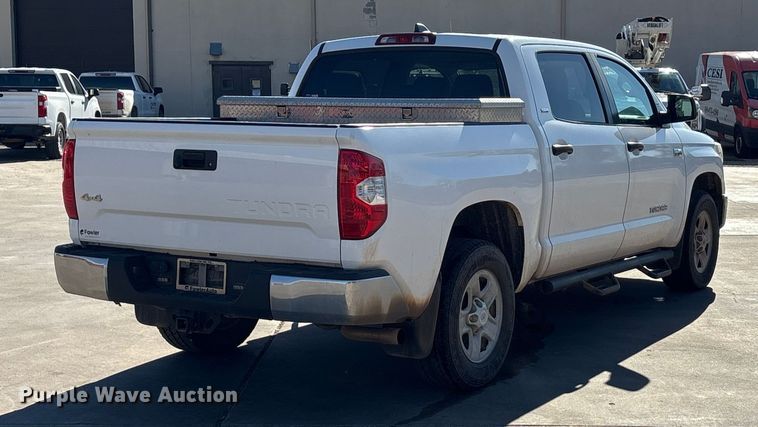image for item EA7817 2020 Toyota Tundra CrewMax pickup truck