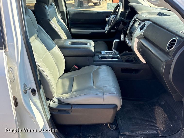 image for item EA7817 2020 Toyota Tundra CrewMax pickup truck