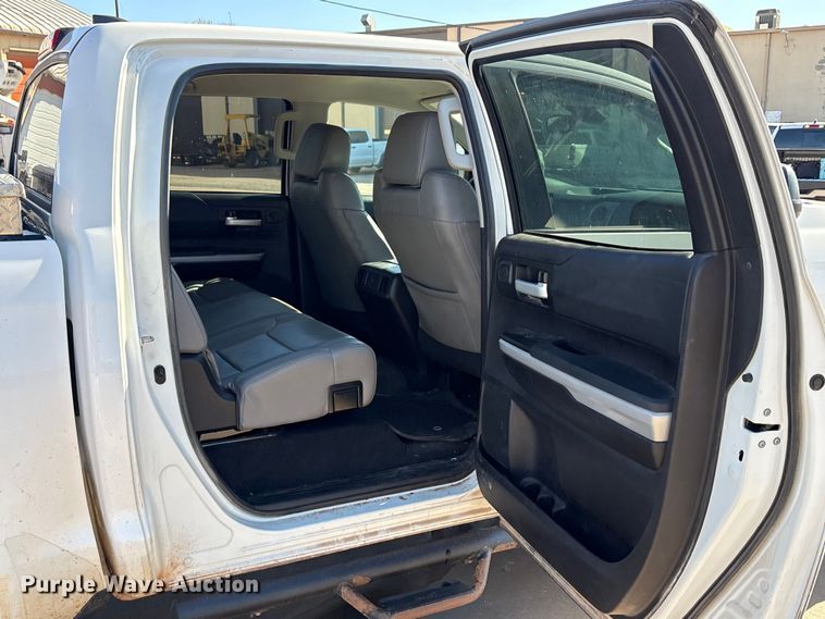 image for item EA7817 2020 Toyota Tundra CrewMax pickup truck