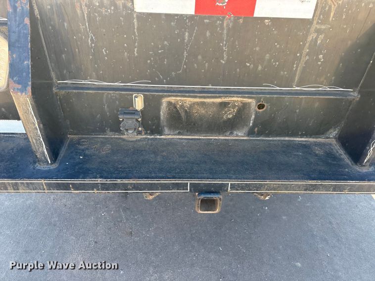 image for item EA7818 2014 Ford F250 Super Duty SuperCab flatbed pickup truck