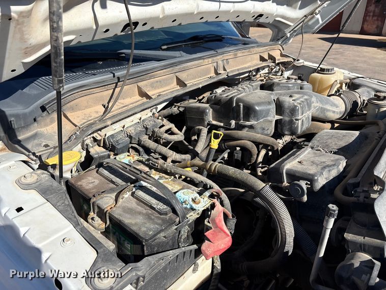 image for item EA7818 2014 Ford F250 Super Duty SuperCab flatbed pickup truck