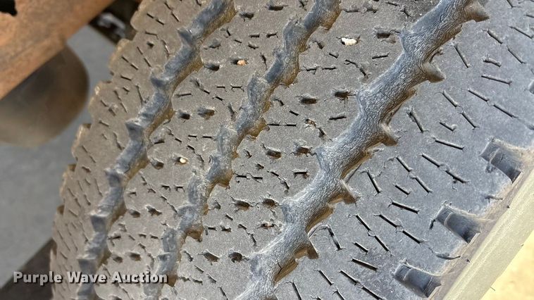 image for item EA7820 2019 Chevrolet Silverado 1500 Crew Cab pickup truck