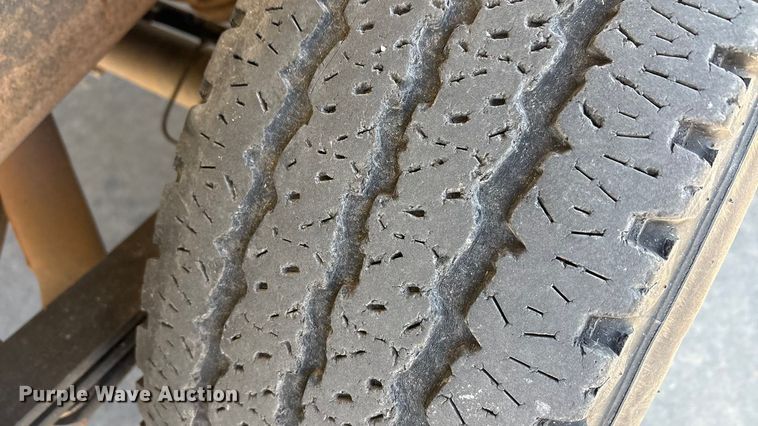 image for item EA7820 2019 Chevrolet Silverado 1500 Crew Cab pickup truck