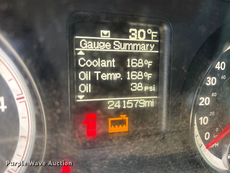 image for item EA7858 2015 RAM 3500 utility bed pickup truck