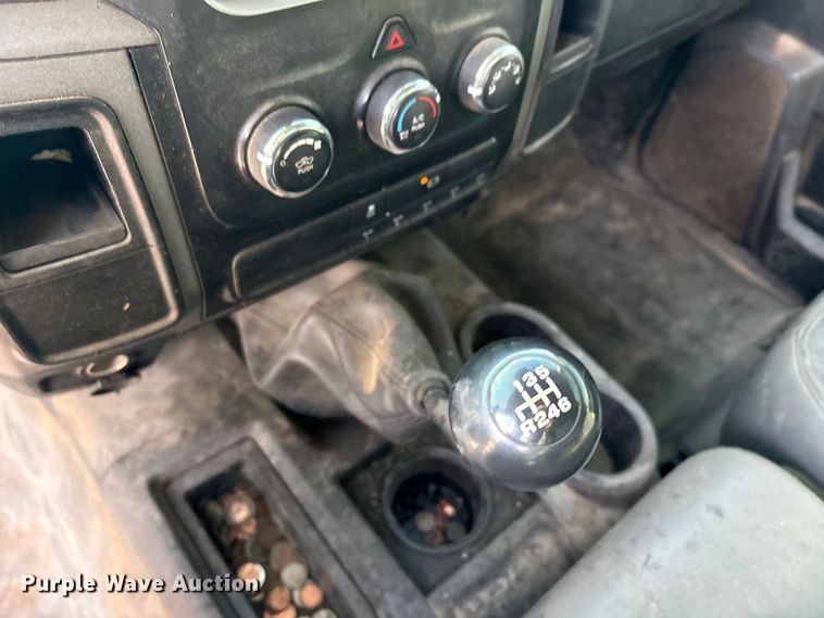 image for item EA7858 2015 RAM 3500 utility bed pickup truck