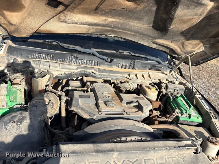 image for item EA7858 2015 RAM 3500 utility bed pickup truck