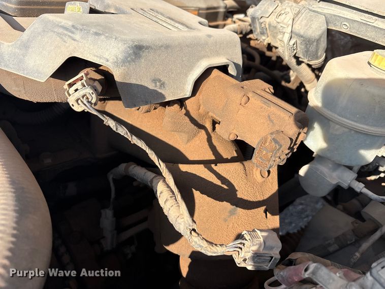 image for item EA7858 2015 RAM 3500 utility bed pickup truck