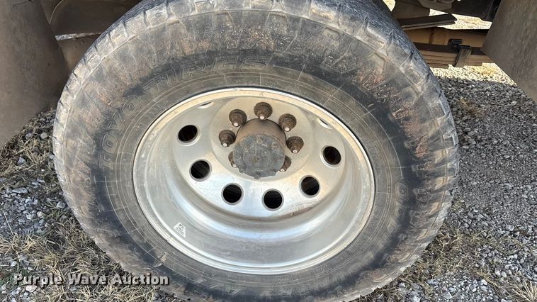 image for item EA7858 2015 RAM 3500 utility bed pickup truck