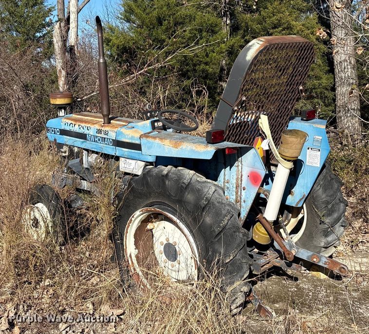 image for item EA7870 1999 New Holland 3010 tractor