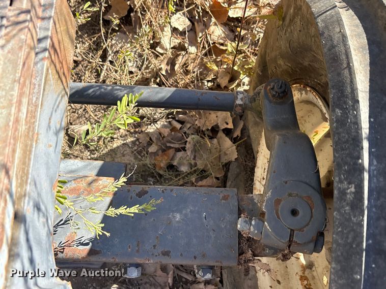 image for item EA7870 1999 New Holland 3010 tractor