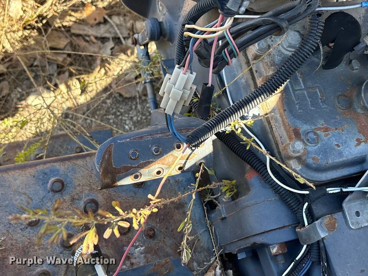 image for item EA7870 1999 New Holland 3010 tractor