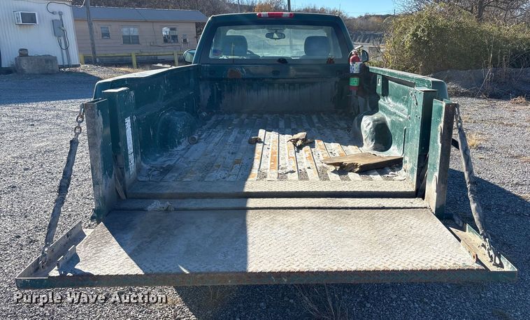 image for item EA7871 2010 Chevrolet Silverado 2500HD pickup truck