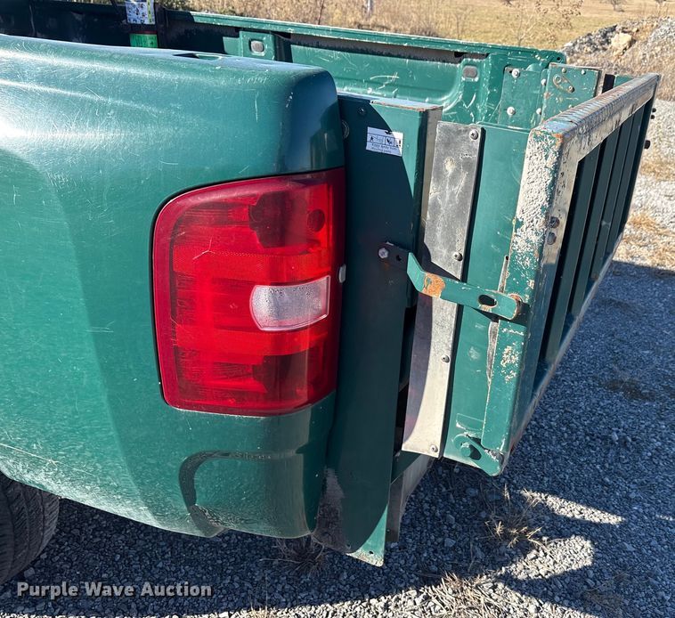 image for item EA7871 2010 Chevrolet Silverado 2500HD pickup truck