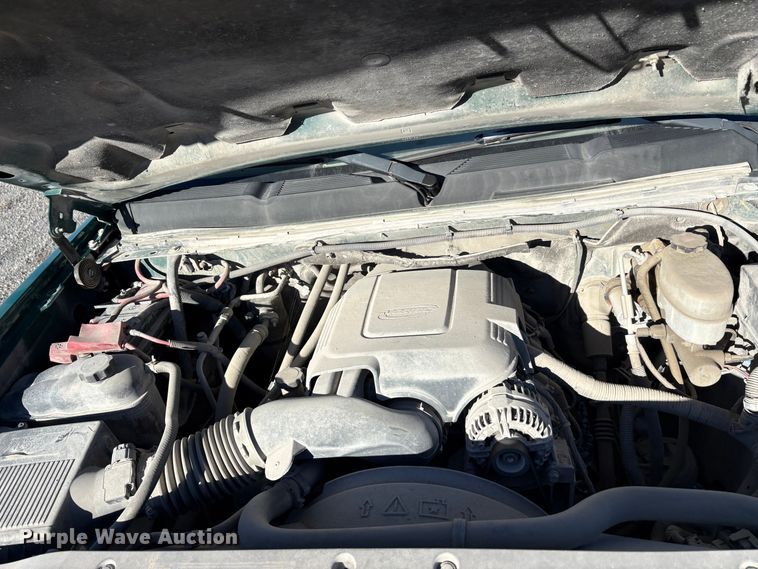 image for item EA7871 2010 Chevrolet Silverado 2500HD pickup truck