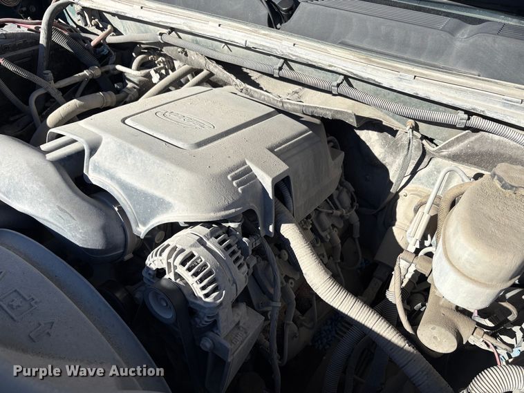 image for item EA7871 2010 Chevrolet Silverado 2500HD pickup truck