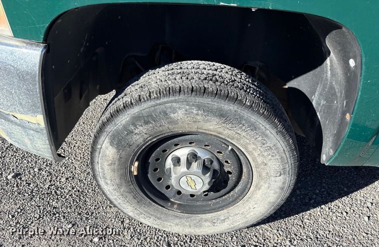 image for item EA7871 2010 Chevrolet Silverado 2500HD pickup truck