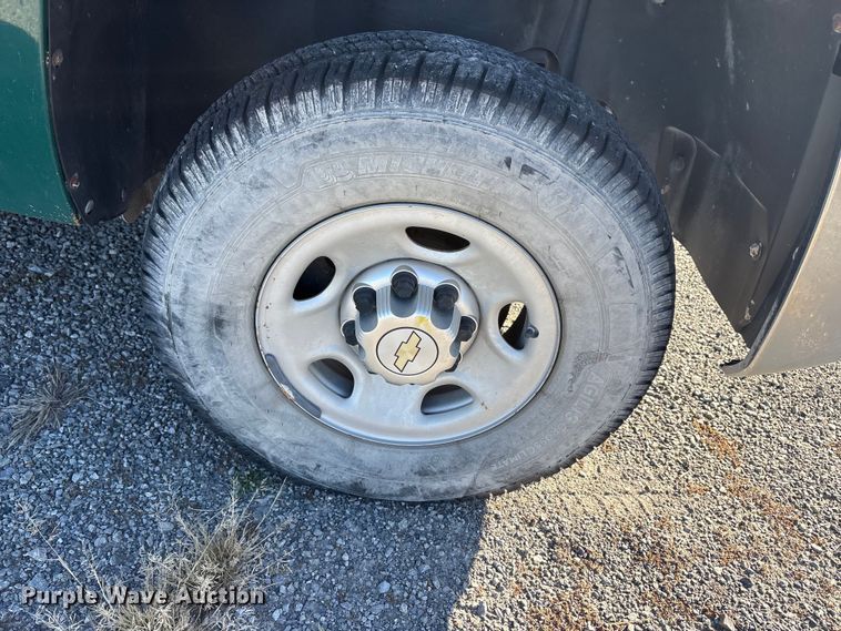 image for item EA7871 2010 Chevrolet Silverado 2500HD pickup truck