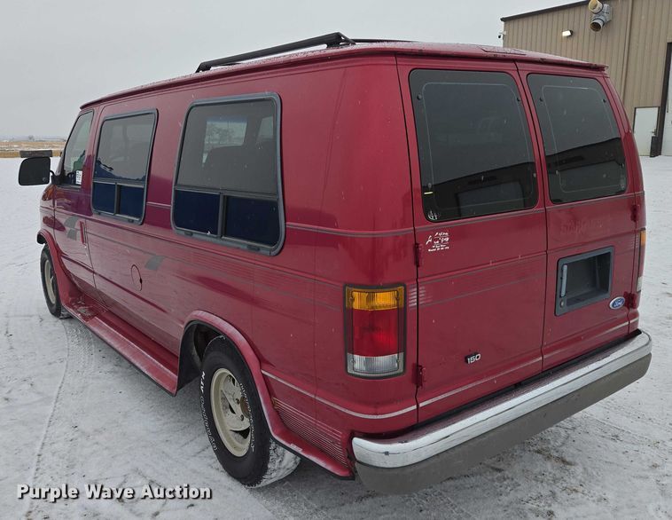 image for item EB1197 1994 Ford Starcraft E150 van