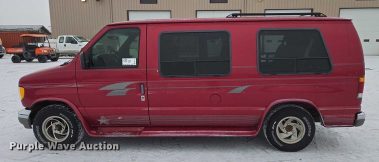 image for item EB1197 1994 Ford Starcraft E150 van