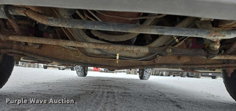 image for item EB1197 1994 Ford Starcraft E150 van